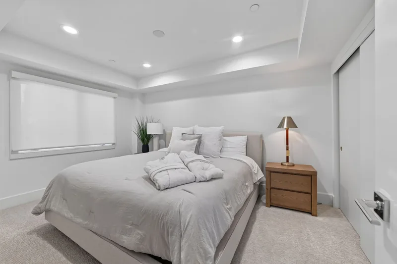 Bedrooms & Baths at 608 Heliotrope Avenue, Corona del Mar