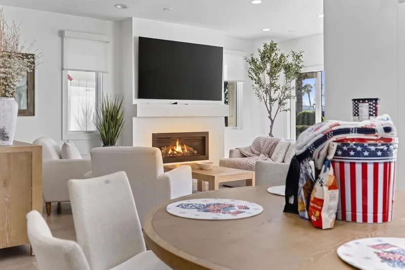 Living at 608 Heliotrope Avenue, Corona del Mar